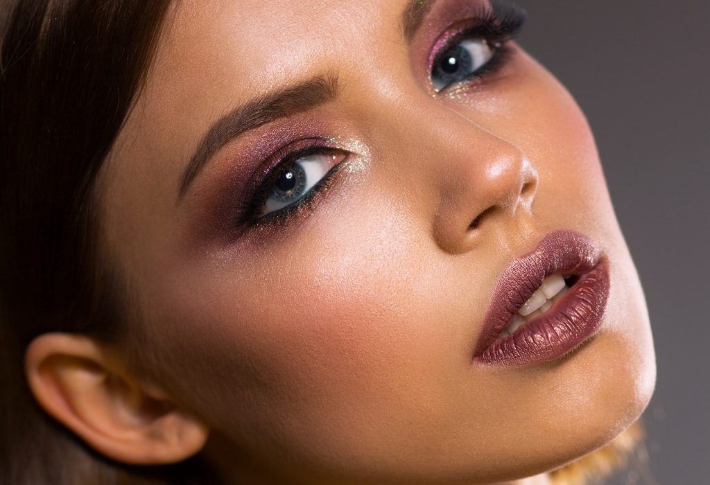 woman-portrait-face-3096664 woman, portrait, face-3096664.jpg